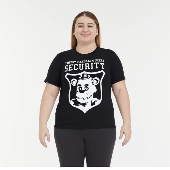 Five Nights At Freddy's Freddy Fazbear's Pizza Security shirt size small - Picture 2 of 4